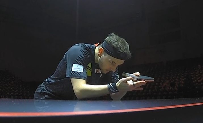 日本选手创造新纪录，赢得观众掌声