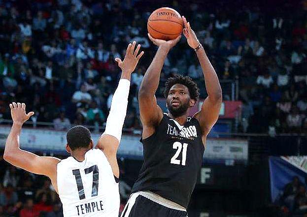 包含非洲篮球新星荣获殊荣，备战国际舞台展示实力的词条