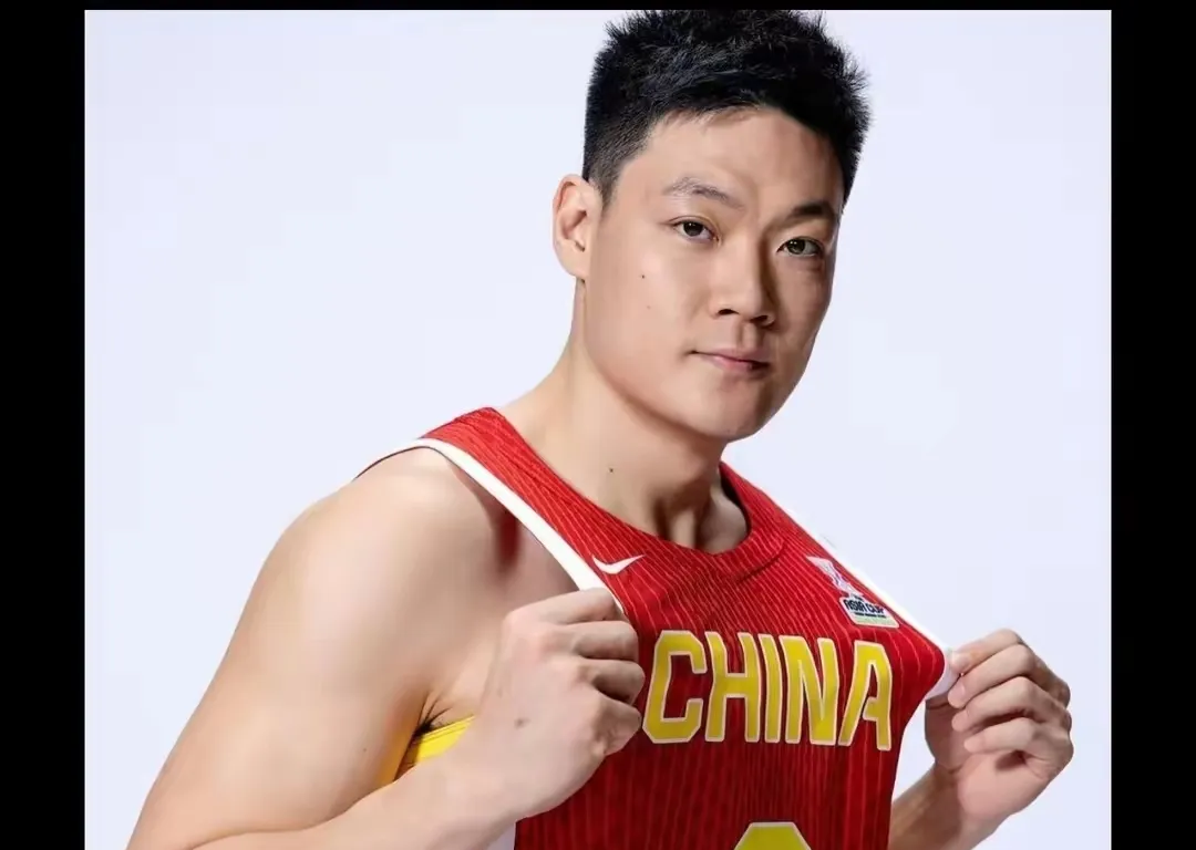 势均力敌!球队实力相当打响激烈角逐的简单介绍 势均力敌!球队实力相当打响激烈角逐的简单介绍