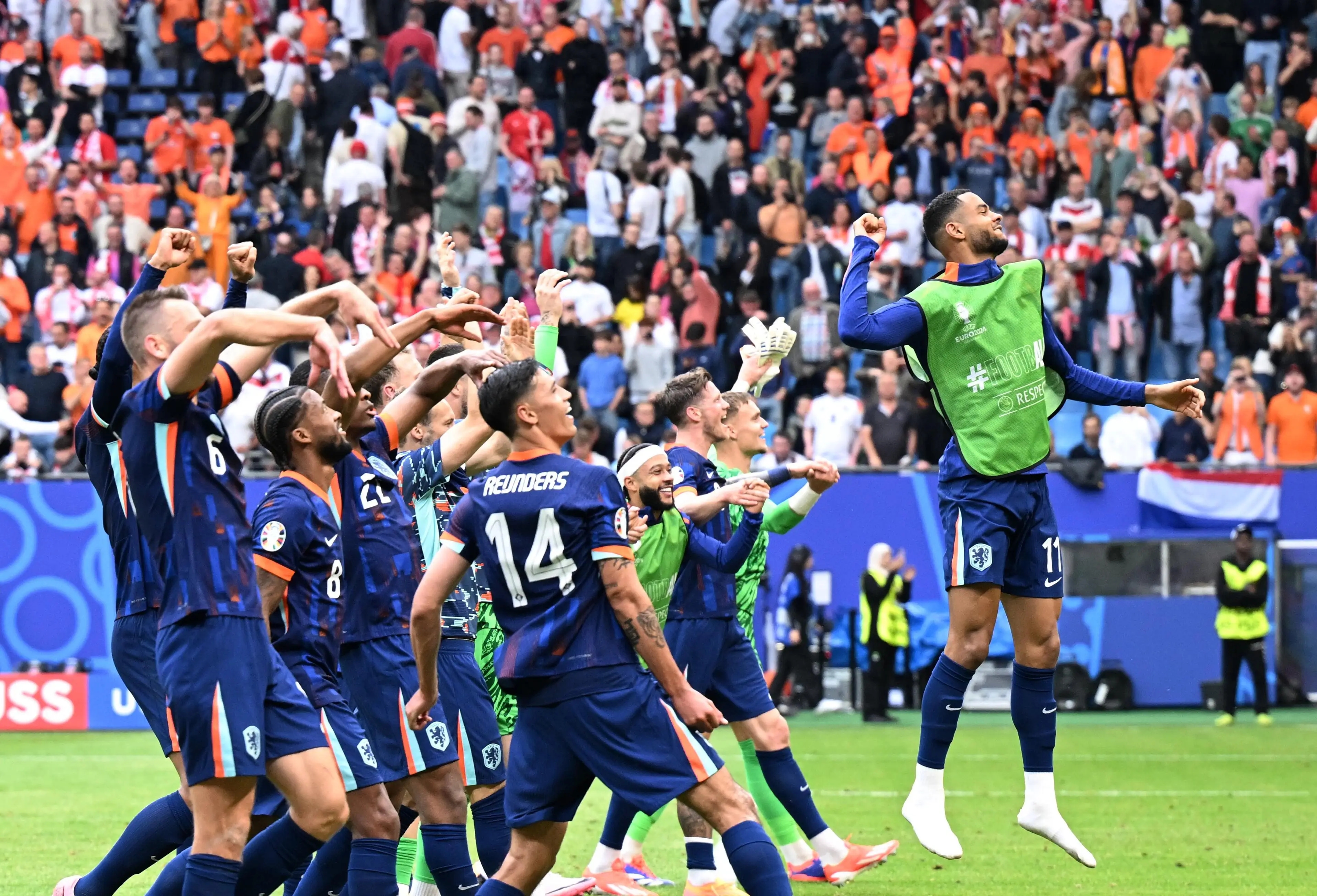 强敌如云，欧洲杯预选赛搏杀场面惊心动魄的简单介绍