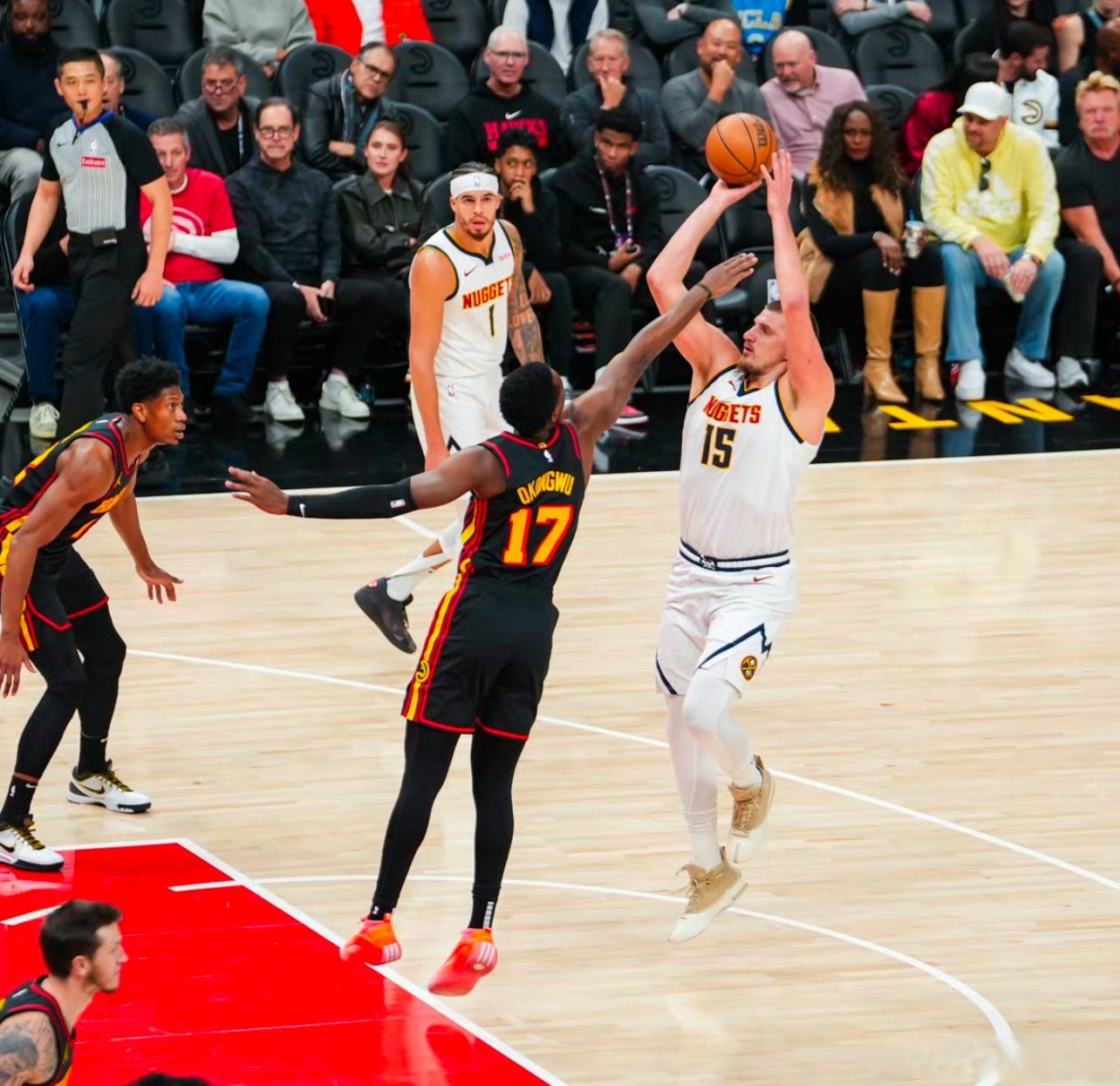 尼克斯险胜雷霆,麦科勒姆统治全场的简单介绍 尼克斯险胜雷霆,麦科勒姆统治全场的简单介绍