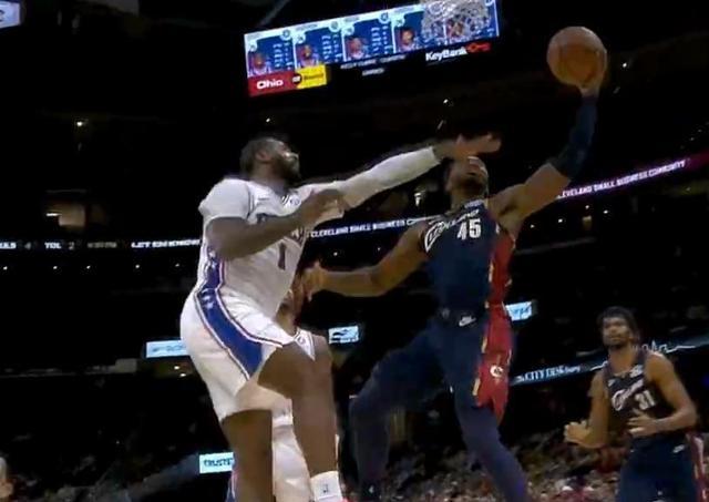 76人飞跃！恩比德双20送对手三连败的简单介绍